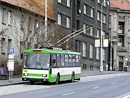 trolejbus linky 13 v zastávce U Prazdroje