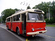 trolejbus 9 Tr zvenku